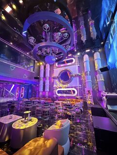 璀璨夜场生活-温州新南亚KTV夜总会2026年礼仪火热招募中