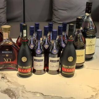 郑州KTV夜总会招聘,商务KTV直招报销机票,提供住宿